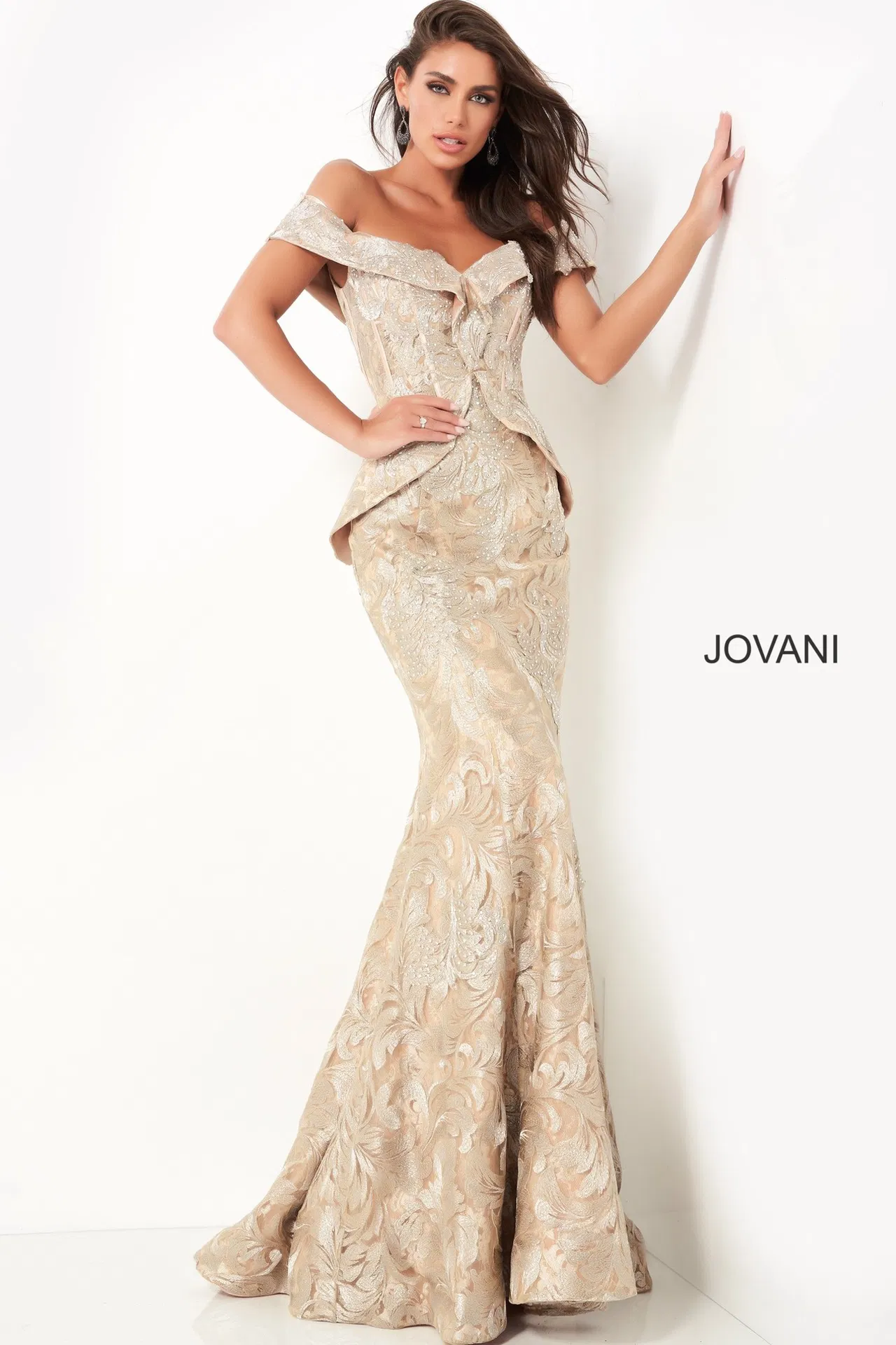 Timeless Mother of the Bride Gowns for Your Special Day Image